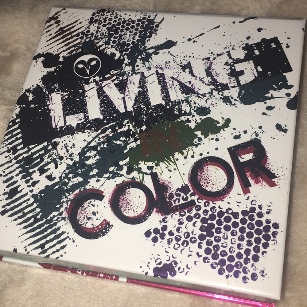 Living in color Palette